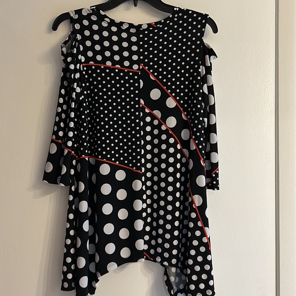 Top - Picture 5 of 6